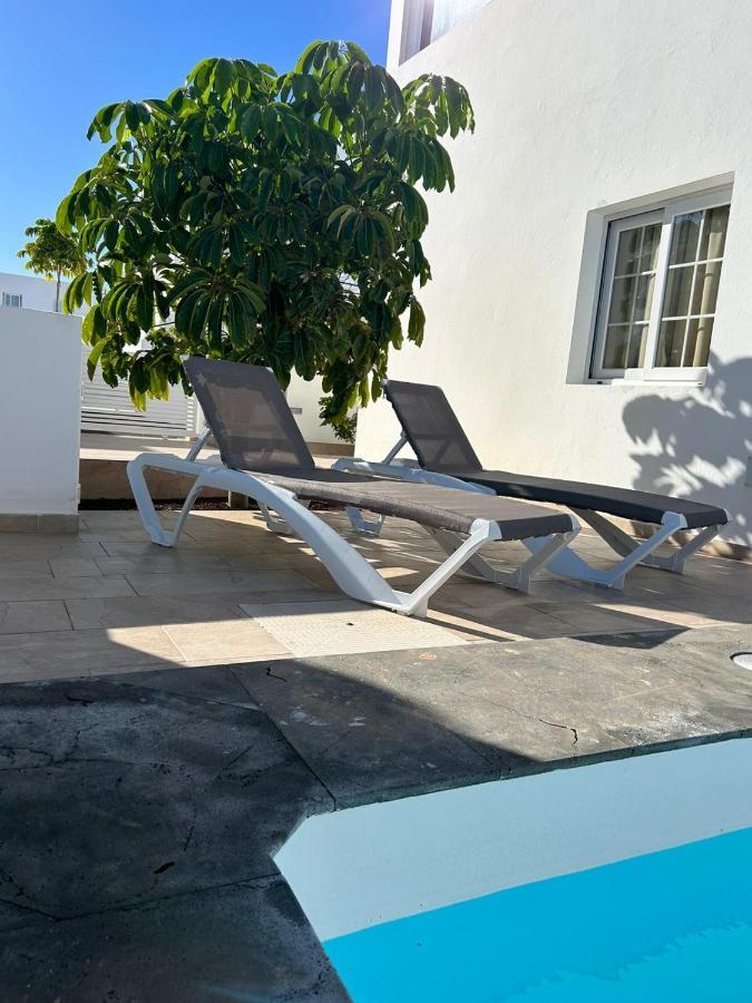 Villa Pousadoiro Playa Blanca  Exterior foto